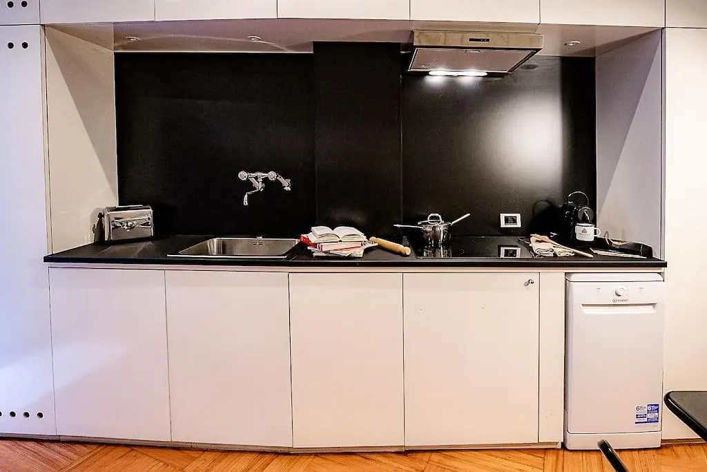 Cozy Apartment In San Frediano Florence Italy