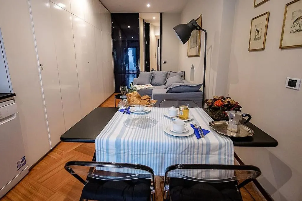 Cozy Apartment In San Frediano Florence
