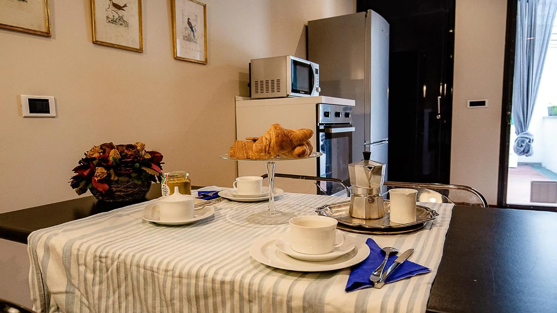 Cozy Apartment In San Frediano Florence